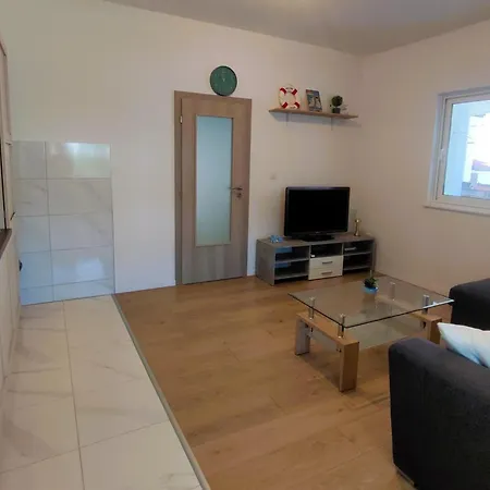 Rico Cosy And Spacious Apartment *