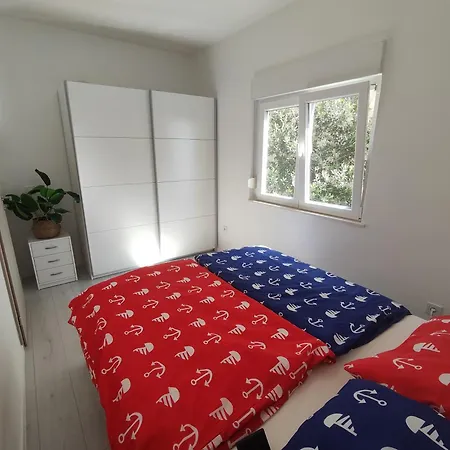 Rico Cosy And Spacious Kastela