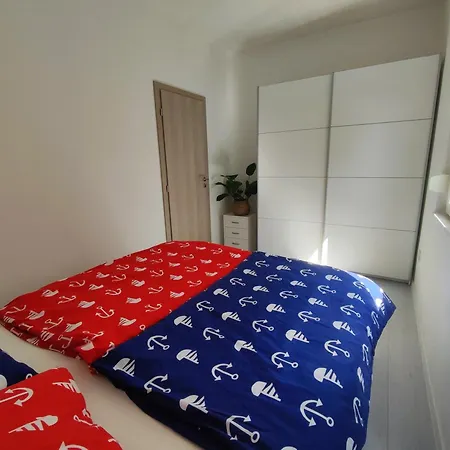 Apartment Rico Cosy And Spacious Kastela